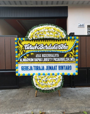 Papan Bunga Duka di Nias Selatan